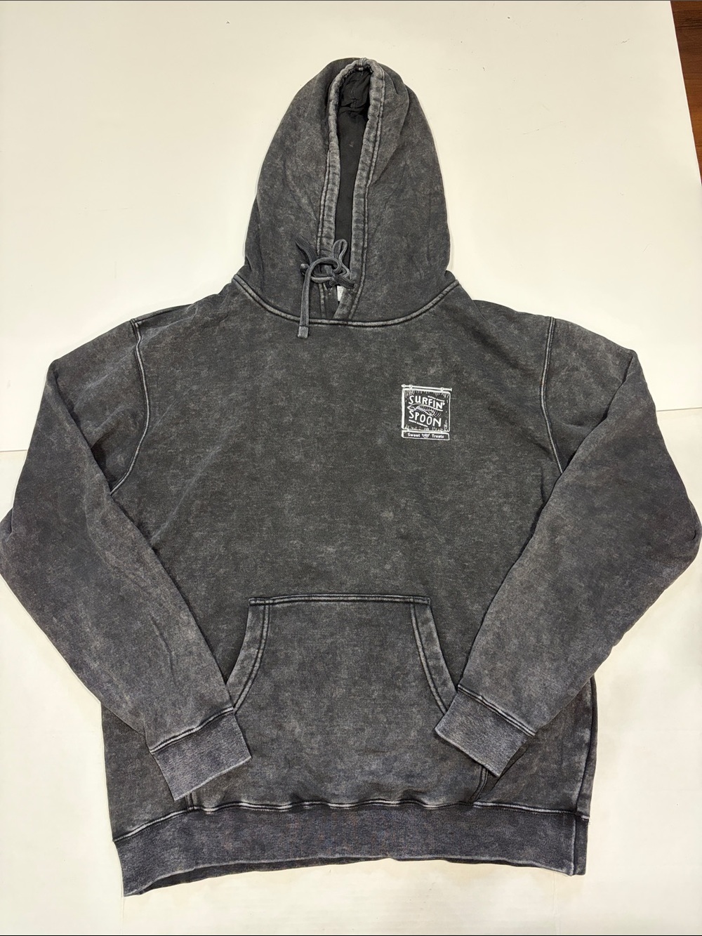 Men's Surfin Spoon Black Pullover Hoodie with Patch Logo